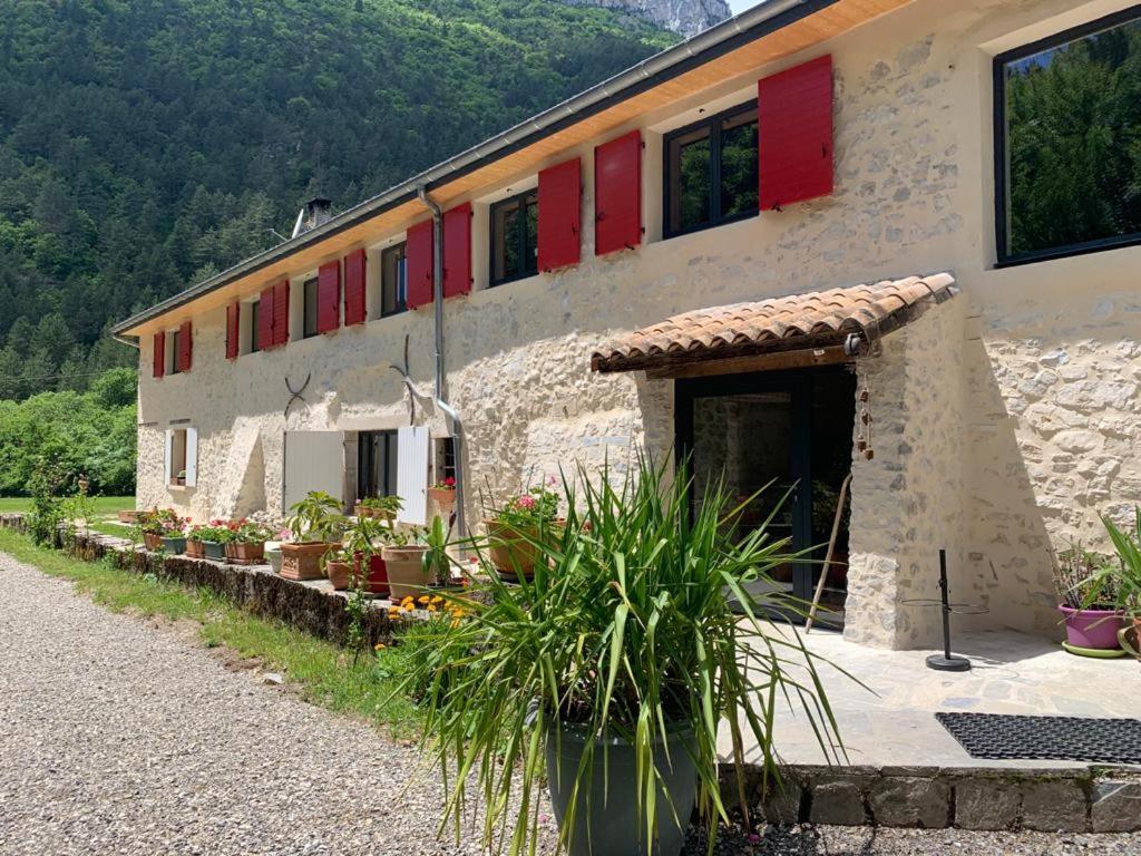 La Bergerie A Menee Ξενοδοχείο Châtillon-en-Diois Εξωτερικό φωτογραφία